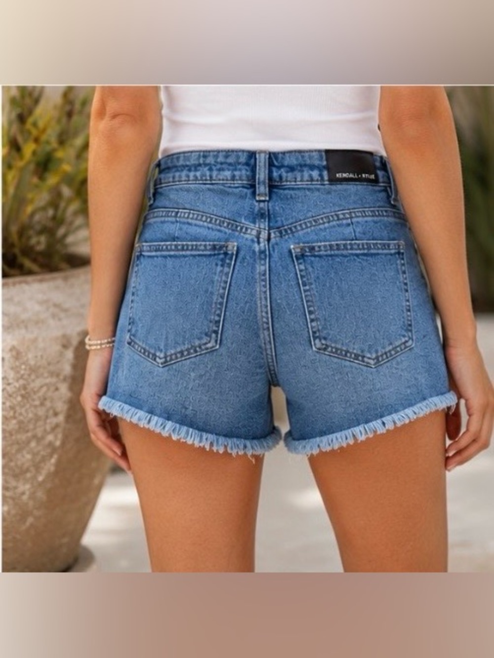 Kendall & Kylie Distressed Mid-Blue Denim Shorts Y2K - Picture 2 of 7